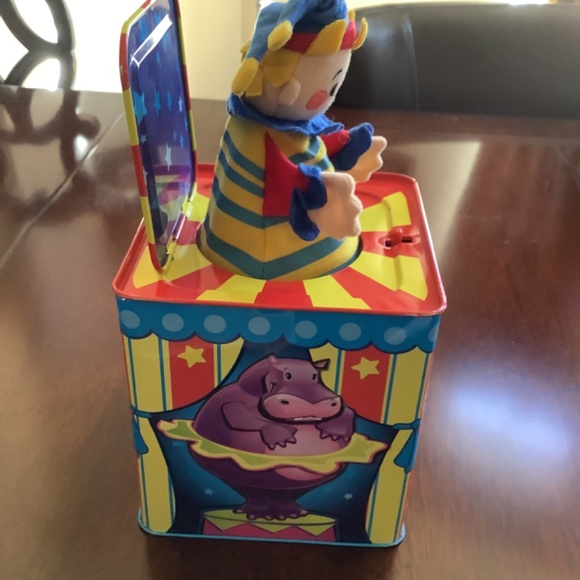 Jack in the box Schylling’s silly circus - Picture 2 of 5